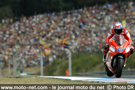 Casey Stoner - Grand Prix MotoGP de République Tchèque 2007 : le tour par tour sur Moto-Net.Com