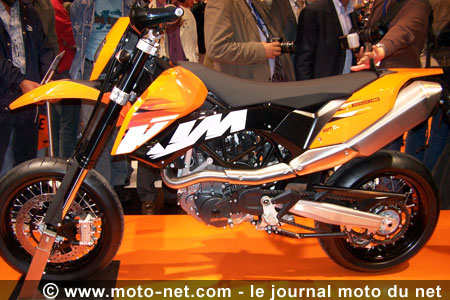  KTM SMC - Nouveautés Mondial du deux-roues 2007 : KTM crée l'évènement au Mondial