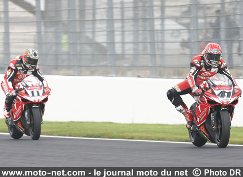 Noriyuki Haga et Troy Corser - Les manches Superbike et Supersport de France 2007 à Magny-Cours sur Moto-Net.Com
