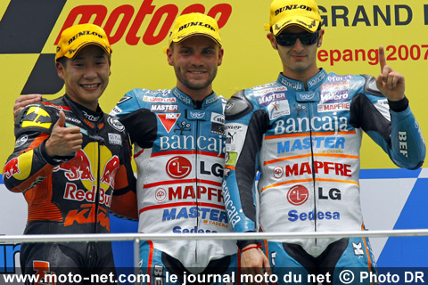 Gabor Talmacsi 1er,  Tomoyoshi Koyama 2ème et Hector Faubel 3ème - Grand Prix Moto de Malaisie 2007 : le tour par tour sur Moto-Net.Com