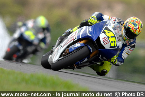 Valentino Rossi et Toni Elias - Grand Prix Moto de Malaisie 2007 : le tour par tour sur Moto-Net.Com