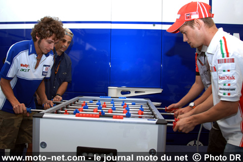 Valentino Rossi et Casey Stoner - Le Grand Prix de Valence MotoGP 2007 : la présentation sur Moto-Net.Com