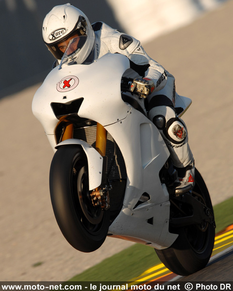 Jorge Lorenzo - Essais Valence : Le MotoGP 2007 n'est plus : Viva 2008 !