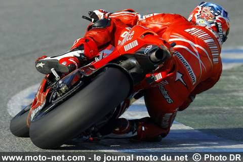 Casey Stoner - Essais MotoGP à Jerez : les Honda Repsol clôturent l'année 2007 en beauté