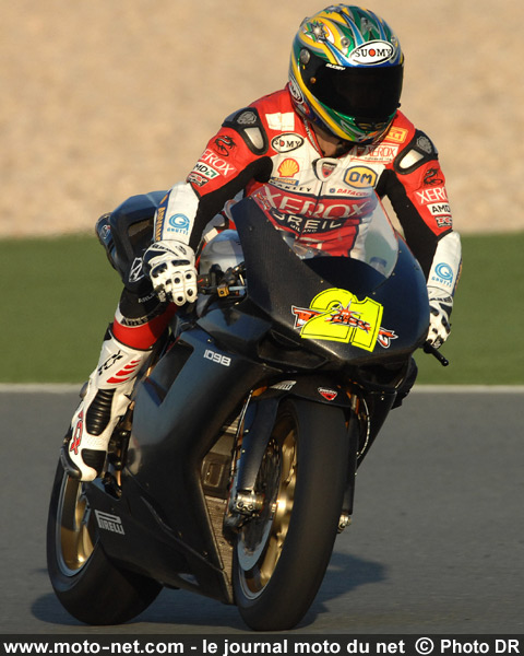 Troy Bayliss - Essais Superbike à Losail : Bayliss fait déjà parler la poudre au Qatar !