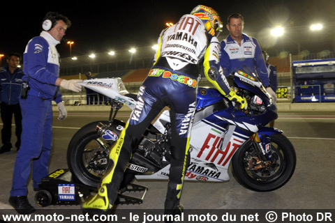 Valentino Rossi - Ultimes tests au Qatar : les rookies impressionnent sous les projecteurs !