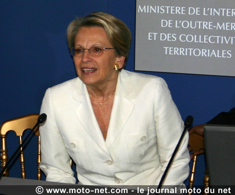 Michèle Alliot-Marie, ministre de l'intérieur