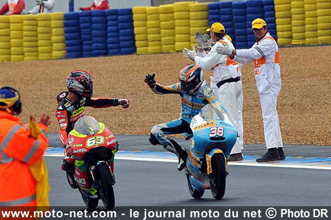 Mike Di Meglio et Bradley Smith - Grand Prix de France 2008 125 cc : le tour par tour sur Moto-Net.Com