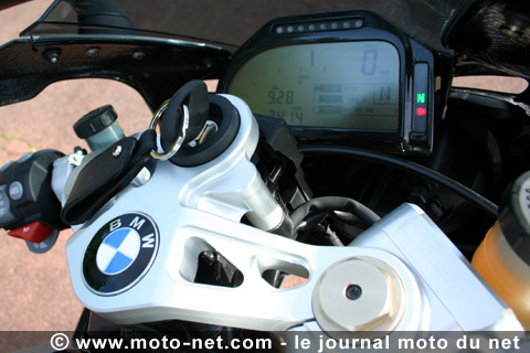 Essai BMW HP2 Sport : Les pistards aussi ont leur HP2 !
