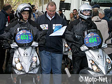 ... pour participer au Trophée des Jeunes Peugeot Motocyles. 