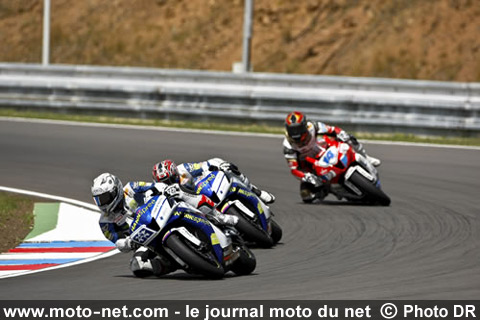 Gianluca Nannelli, Russel Holland et Matthieu Lagrive - Mondial Superbike République Tchèque 2008 : Un nouveau week-end Baylisstic !