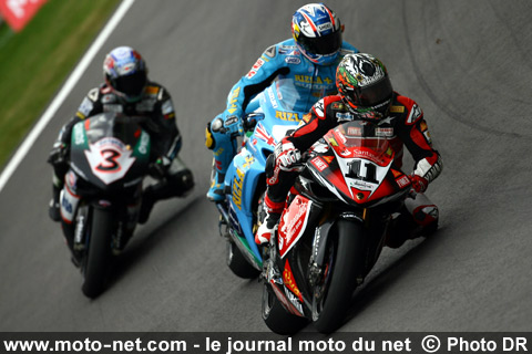 Troy Corser, Tom Sykes et Max Biaggi - Mondial Superbike Angleterre 2008 : Dimanche marquant à Brands-Hatch...