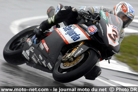 Max Biaggi en 2ème manche - Mondial Superbike Europe 2008 : Racing in the rain