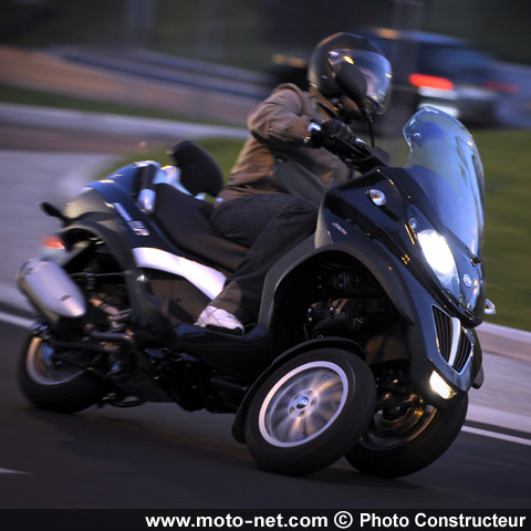 Test Piaggio MP3 LT : Le maxi scooter pour tous !