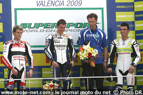 Crutchlow 1er, West 2ème et Sofuoglu 3ème - Mondial Superbike Valence 2009 : Haga prend le large à Valence
