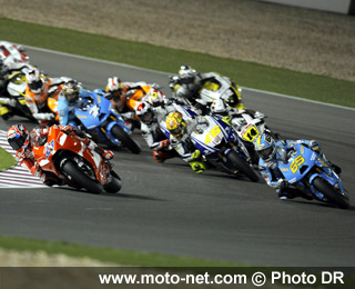 Le Grand Prix du Qatar MotoGP 2009 : Stoner fait la passe de trois !  