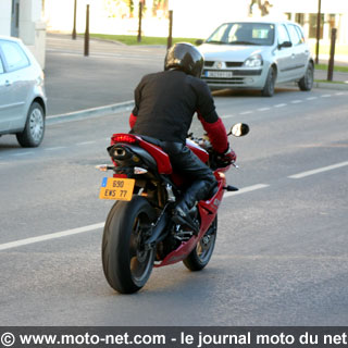 Essai Triumph 675 Daytona 2009 : la Supersport qui fait trembler le Japon !