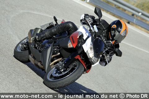 Essai nouvelle Kawasaki Z1000 2010 : le Zed puissance 1000 !