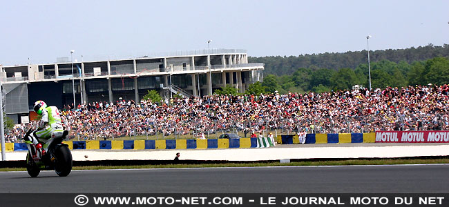 Rossi plébiscité par le public du GP de France 2010 !