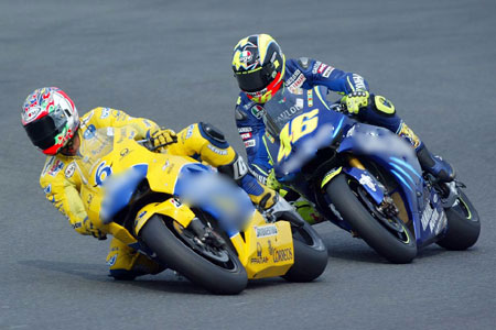 Grand Prix moto du Japon 2004 : le tour par tour