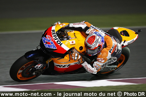 Moto GP - Grand Prix du Qatar : Stoner en pole, Rossi 9ème