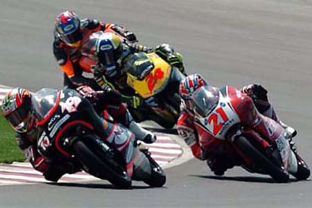 Grand Prix moto du Qatar 2004 : le tour par tour