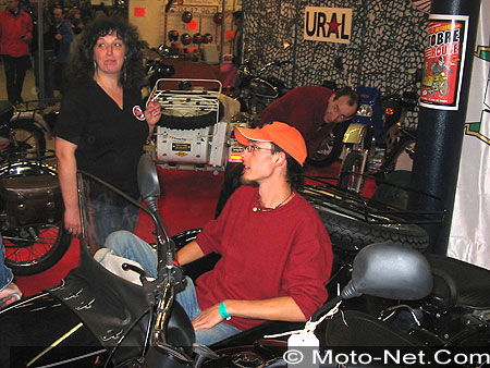 Moto Salon 2004 : Trophy Motos, leader européen pour Oural