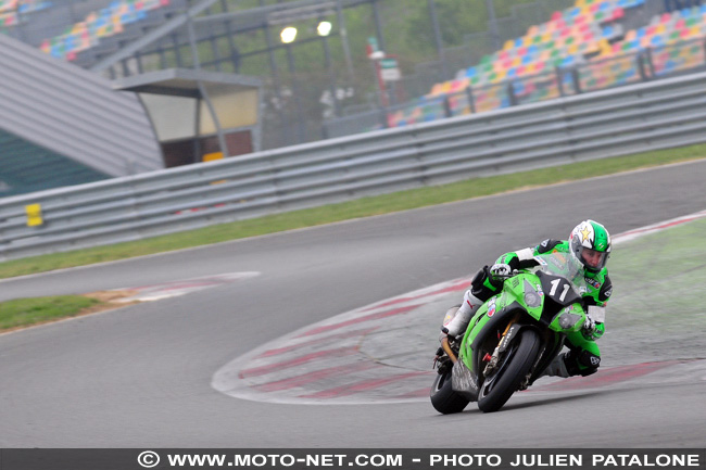 Bol d'Or 2012 - 11h00 : duel Suzuki - Kawasaki