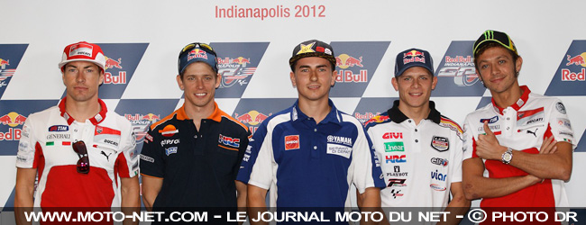  Hayden, Stoner, Lorenzo, Bradl et Rossi - Valentino Rossi : ''savoir si je suis toujours un top pilote''