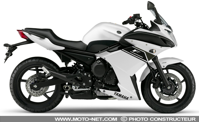 moto yamaha z600