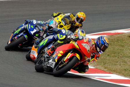 Le Grand Prix de Catalogne Moto 2005: le tour par tour sur Moto-Net