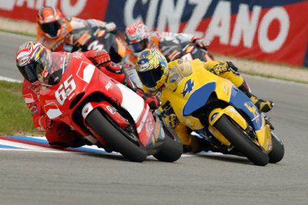 Le Grand Prix de République tchèque Moto 2005 : le tour par tour sur Moto-Net