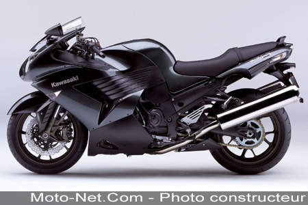 Kawasaki présente ses nouvelles ZZR 1400 et VN 900