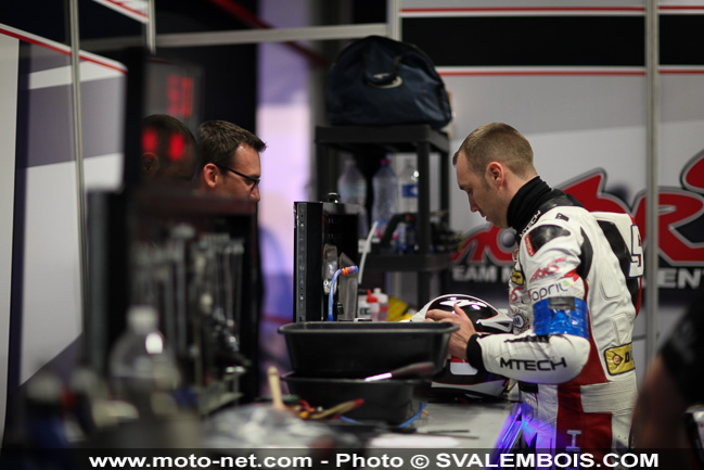 Galerie photo Bol d'Or 2014 (03) : la nuit est tombée sur Magny-Cours