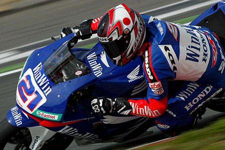 Les manches Superbike et Supersport de Magny-Cours 2005 sur Moto-Net