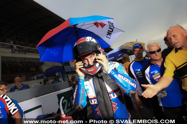 Galerie photos 24H Moto du Mans 2014 : 04 - grille de départ et Playboy girls