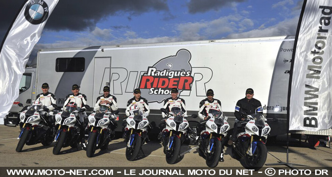 Stages de pilotage : départ de la saison 2015 pour la De Radiguès Rider School