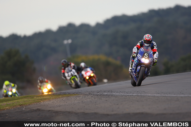 Galerie photo 24 Heures Motos 2016 - 04 : départ et premières heures de course