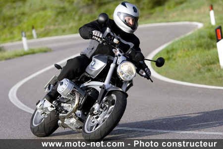 R 1200 R : Le roadster Flat Twin monte en grade