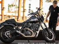 Buell Motorcycles collabore avec Roland Sands sur une future Super Cruiser

Cette nouvelle moto n’est pas pour tout de suite (2025) et n’a que de minces chances de débarquer un jour sur notre vieux continent. Cependant, la Super Cruiser a tapé dans l’oeil de MNC et pourrait séduire les bikers... Présentation de cette future Buell conçue avec le préparateur Roland Sands.
