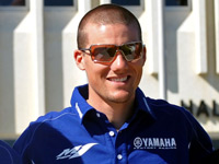 Ben Spies roulera dans le team Yamaha officiel en 2011