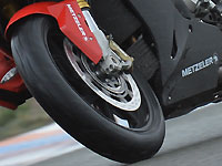 Essai pneu moto sport-route Metzeler Sportec M7 RR