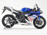 35 kits Réplica MotoGP pour les Yamaha R1et R6 2008