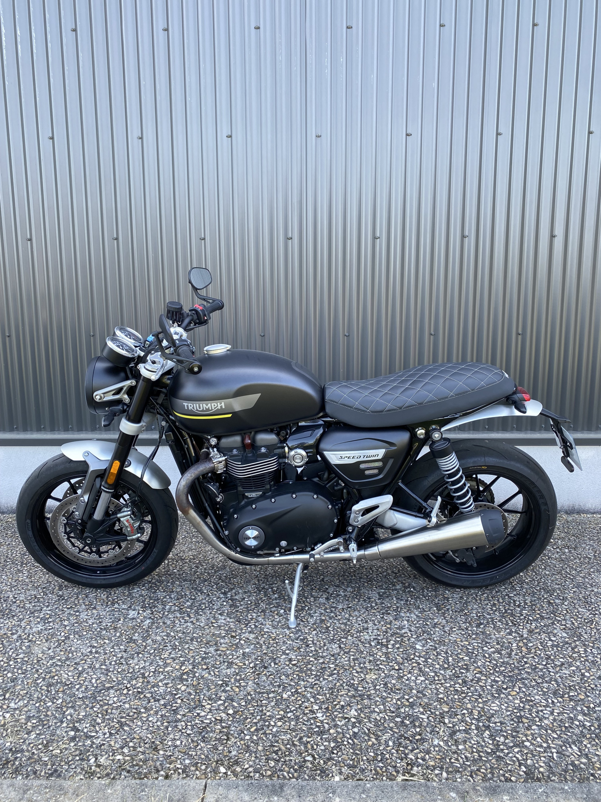 TRIUMPH 1200 SPEED TWIN 1200