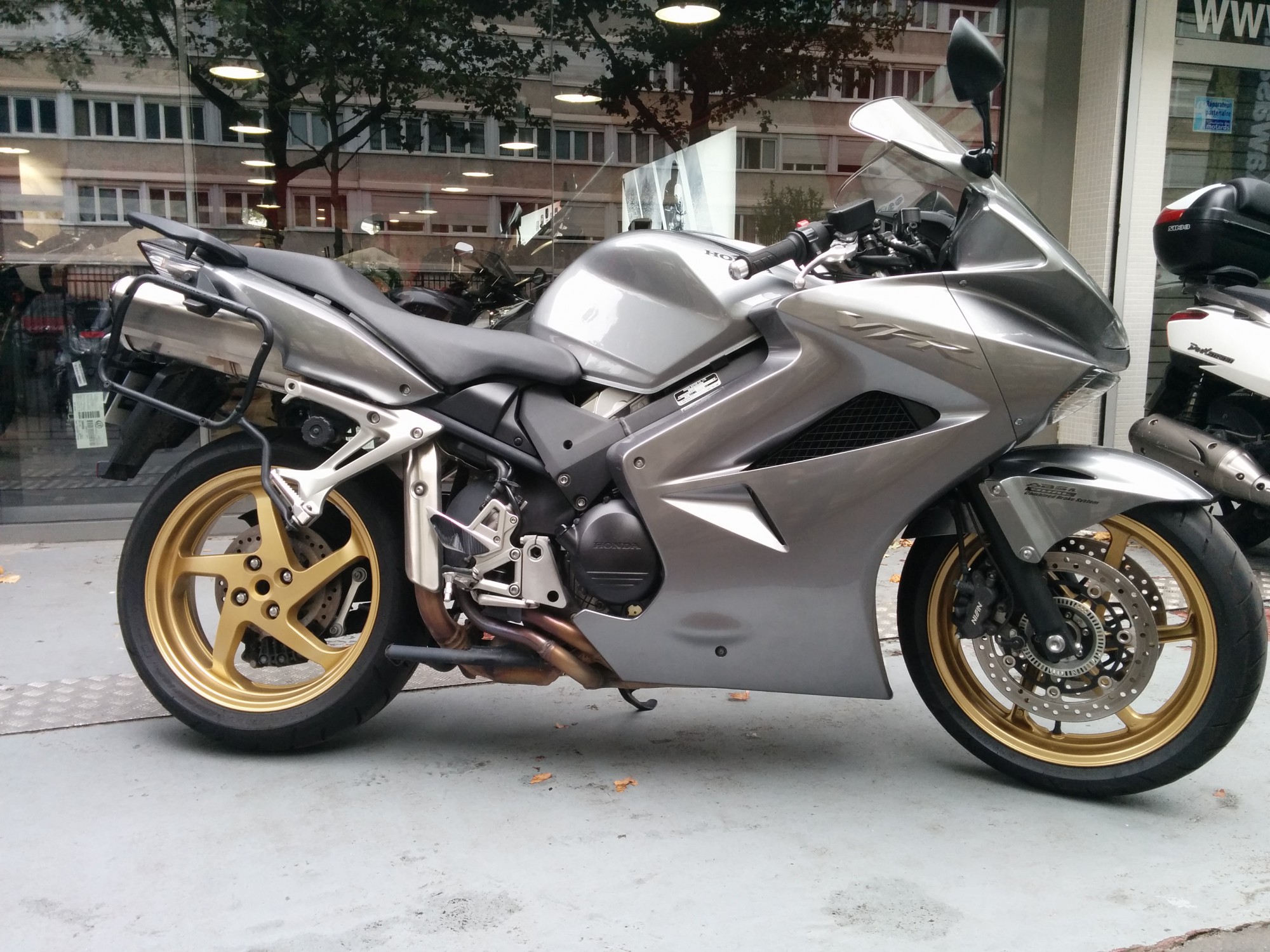 HONDA 800 VFR 800 VTEC