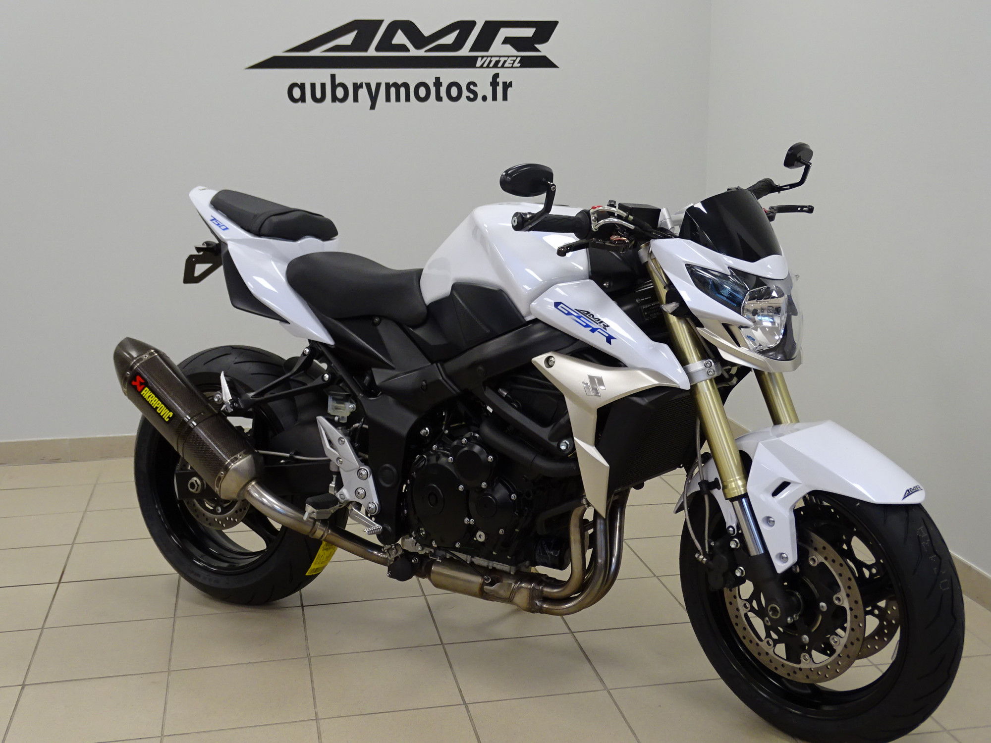 SUZUKI 750 GSR 750