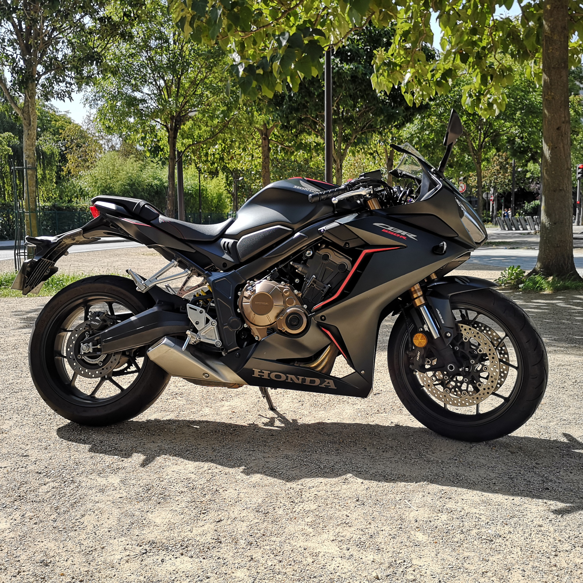 honda motorcycle 650cc