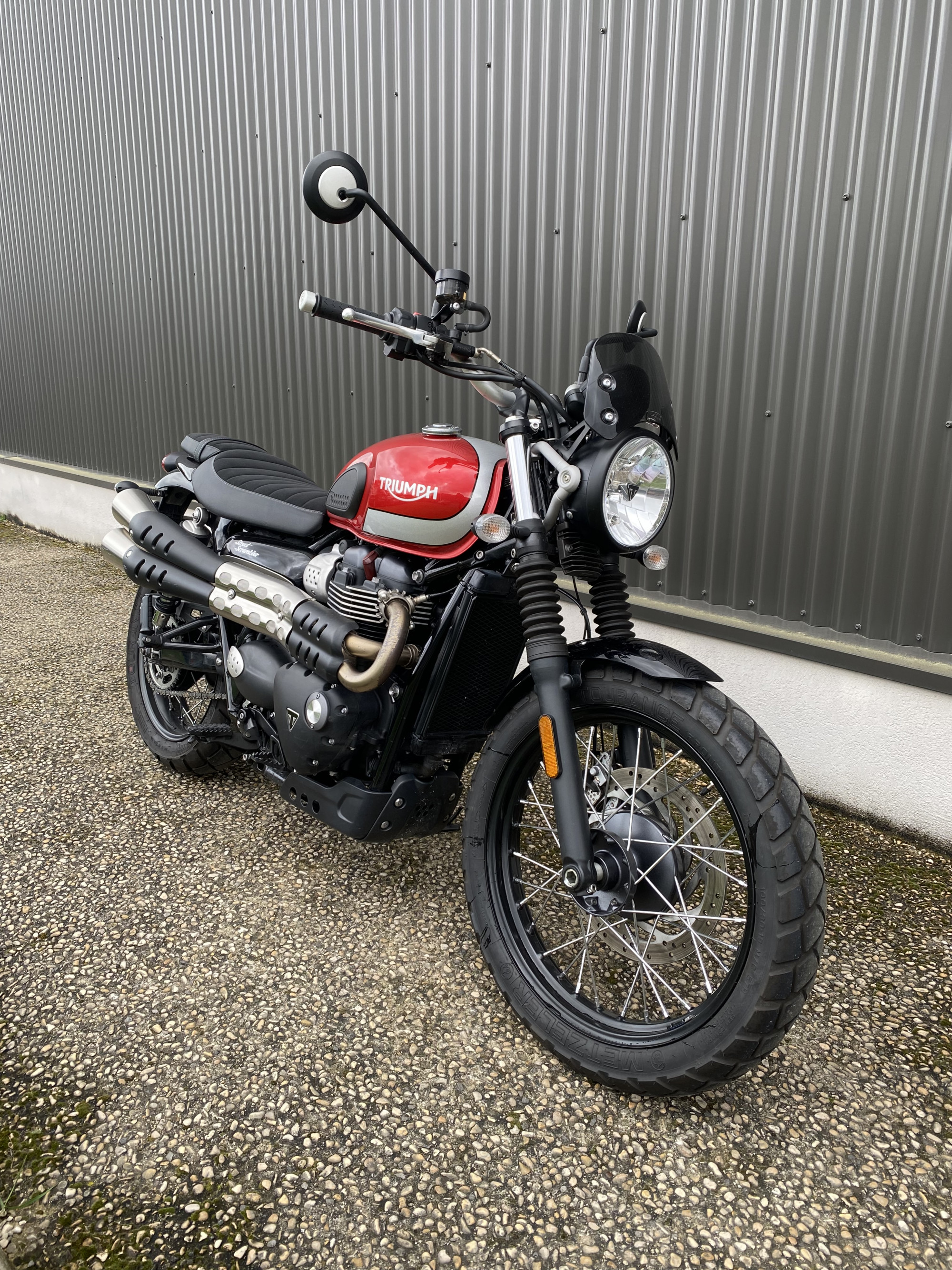 TRIUMPH 900 STREET SCRAMBLER 900