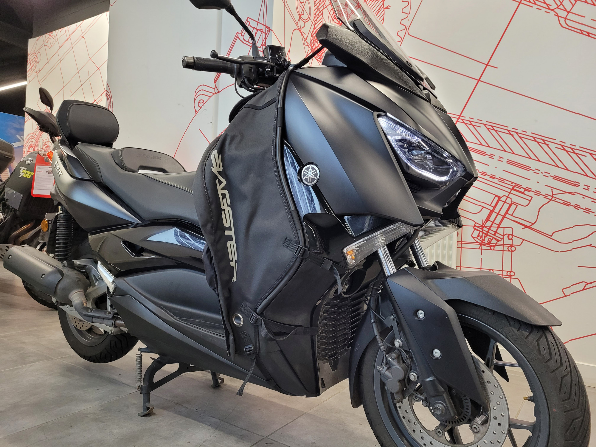 YAMAHA 125 XMAX 125