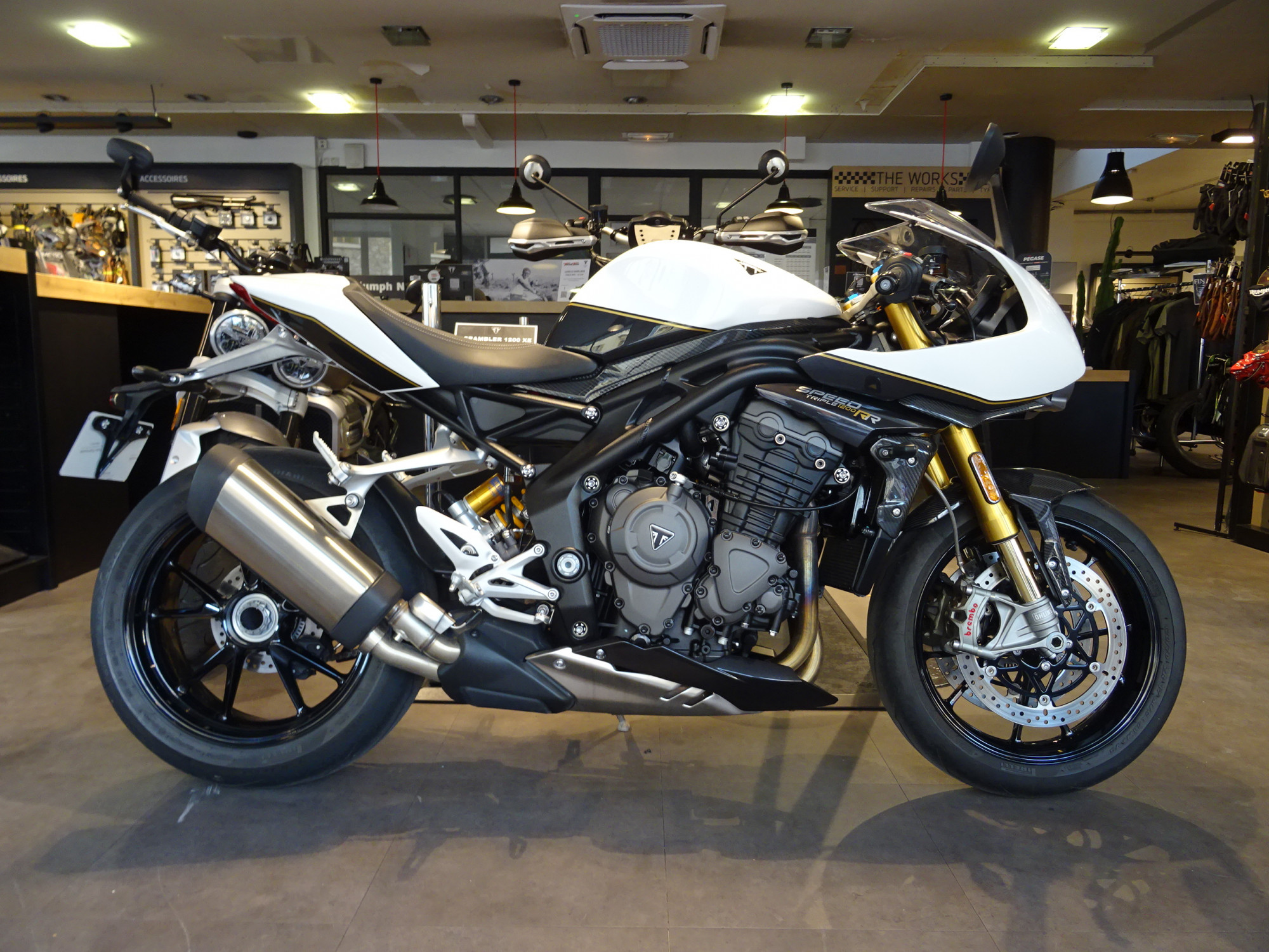 TRIUMPH 1200 SPEED TRIPLE 1200 RR